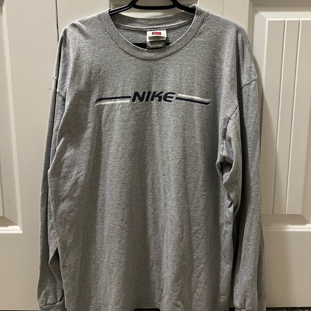 Nike Men’s Long-sleeve T-shirt Y2K